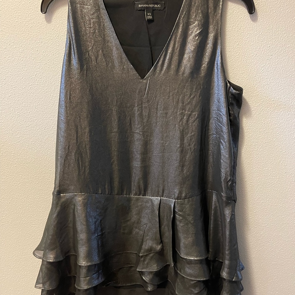 Banana republic shiny tank top